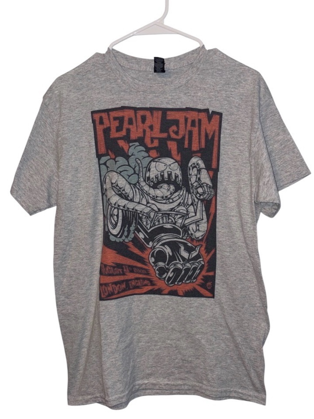 PEARL JAM POSTER LONDON ENGLAND 2009 Graphic T-Shirt Size Medium EDDIE VEDDER